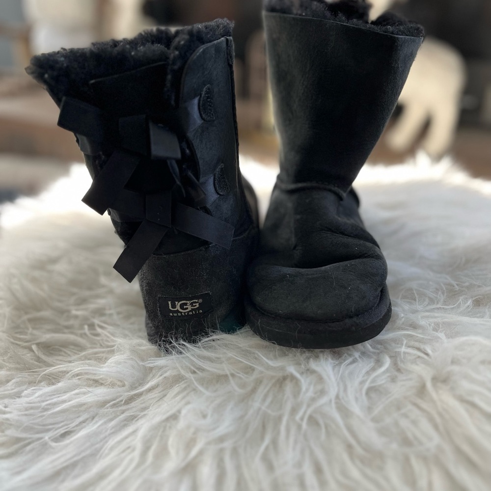 Ugg Bailey Button - image 4